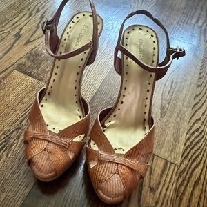BCBGirls Tan Leather Cork Heel, 70s style size 8